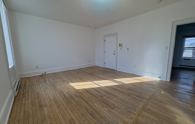 2105 Green St Unit 3F