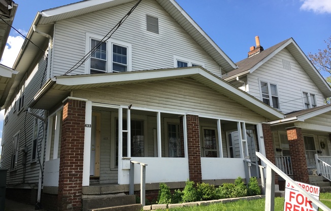 431 Tompkins