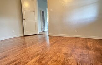 1 bed, 1 bath, $2,940