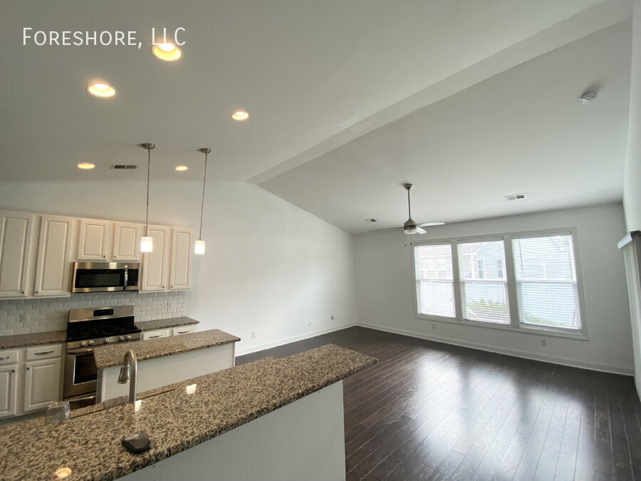 263 WOODEN WHEEL LN