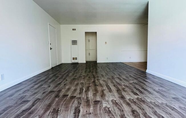 1 bed, 1 bath, 800 sqft, $1,995