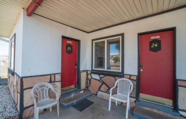 1 bed, 1 bath, 220 sqft, $800, Unit #25