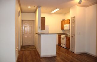 2 beds, 1.5 baths, $1,675, Unit # 8105