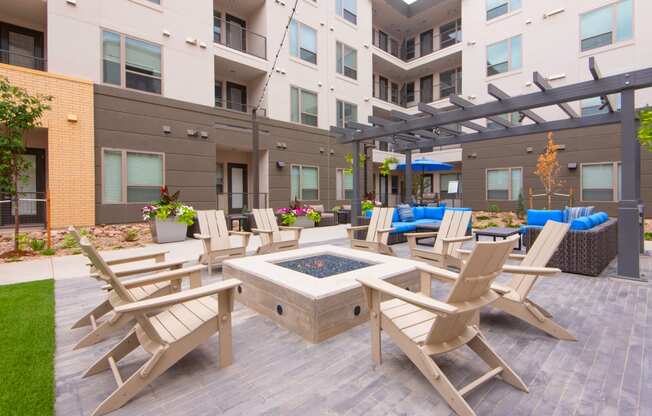 the reserve at bucklin hill patio with firepit and lounge chairs