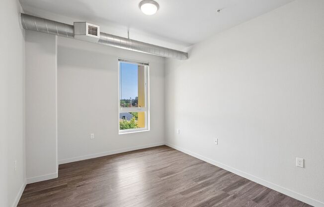 3 beds, 2 baths, 1,183 sqft, $1,925, Unit 404