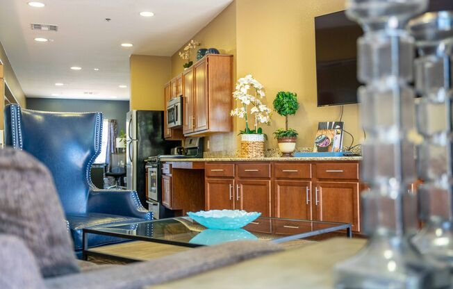 1 bed, 1 bath, 810 sqft, $1,425