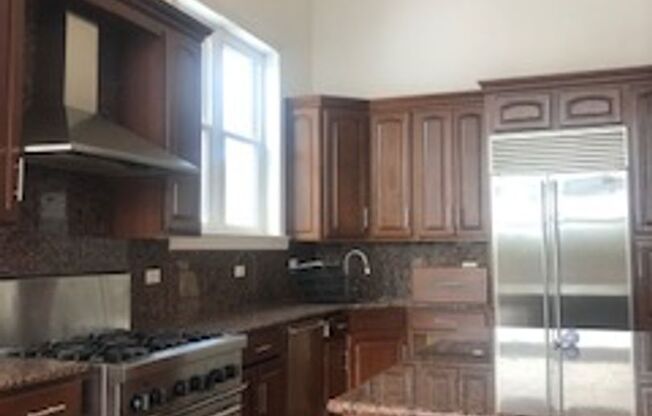 2 beds, 2 baths, $4,995, Unit UNIT 4W