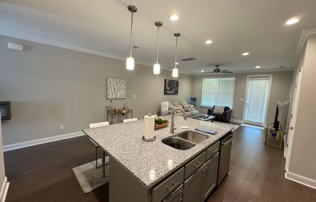 3BR/3.5BA For Rent