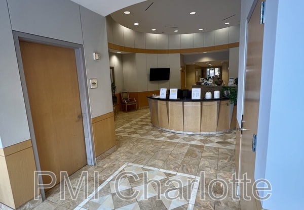 315 Arlington Ave 807