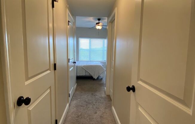 3 beds, 2 baths, 1,500 sqft, $2,180, Unit 430SMA10