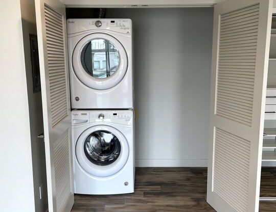 Studio, 1 bath, 400 sqft, $2,895, Unit 7