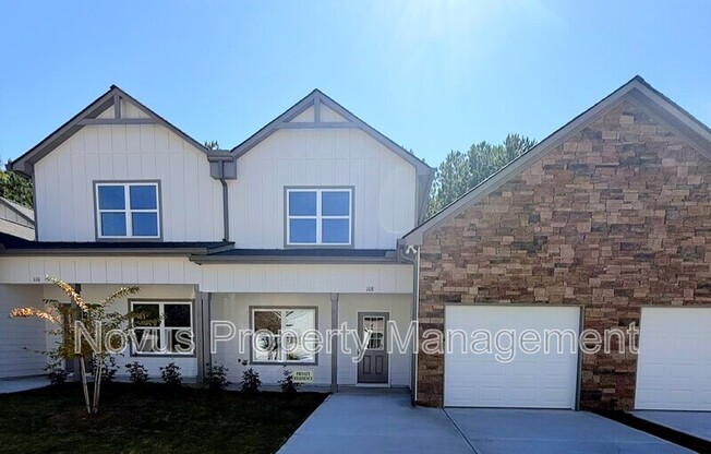 108 CREST POINTE