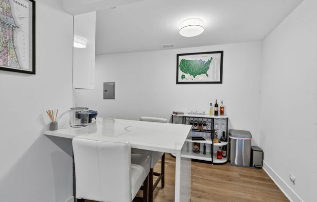 1 bed, 1 bath, 700 sqft, $2,700, Unit 4B