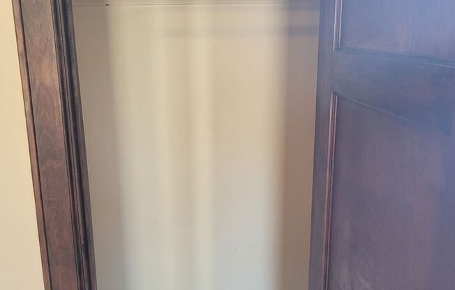 1 bed, 1 bath, $995, Unit 302