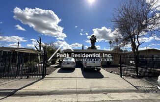 Charming 2bd/1ba Duplex near 47th Ave & Hwy 99