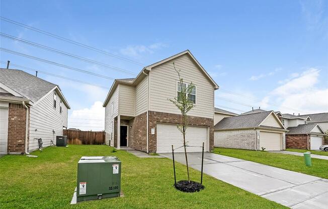 927 IMPERIAL HTS DR