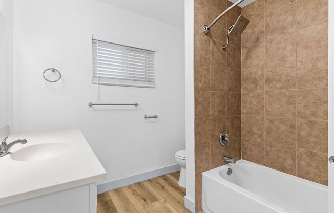 1 bed, 1 bath, 614 sqft, $1,695, Unit 06
