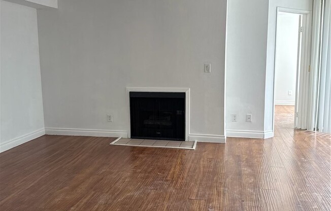 1420 N SIERRA BONITA AVE