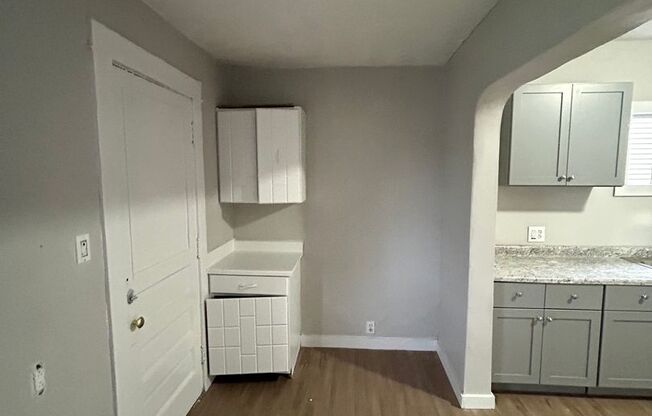 3 beds, 1 bath, $1,350