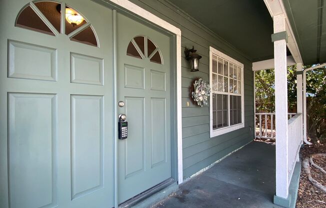 4 Bedroom, 2.5 Bath in Orlando - Price to Rent!
