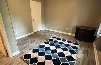 1 bed, 1 bath, $950, Unit 02