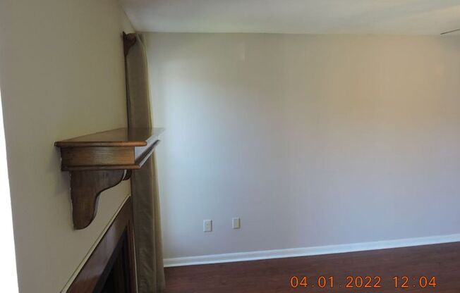 Great Condo Close to Southgates of  LSU