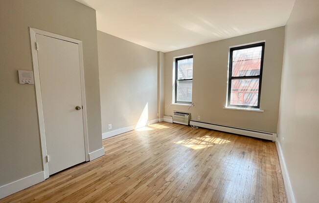 Studio, 1 bath, $2,600, Unit 402