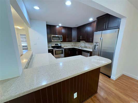 3 beds, 2 baths, 1,210 sqft, $3,200, Unit 2