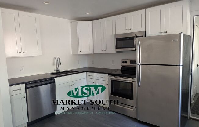 2 beds, 1 bath, 1,122 sqft, $1,900, Unit #2