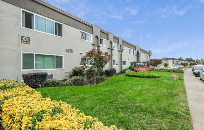 2 beds, 1 bath, 850 sqft, $1,675, Unit 9130-02