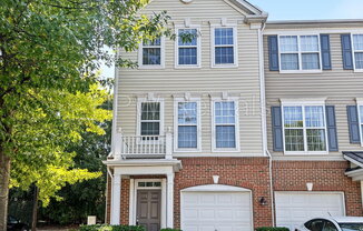 1672 BRK FERN WAY