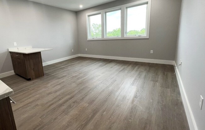 80 BRG ST