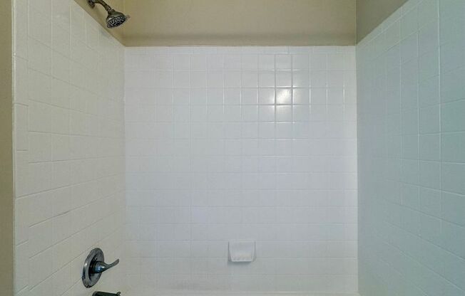 Studio, 1 bath, 377 sqft, $875, Unit 3506-A