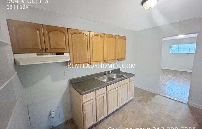 2 beds, 1 bath, $1,350