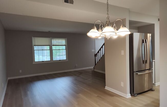 Move-In ready home located in the Shadow Lake Community!