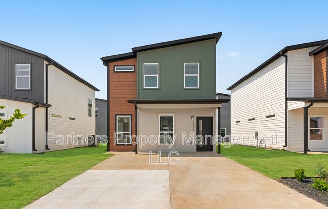 891 BOARDWALK AVE