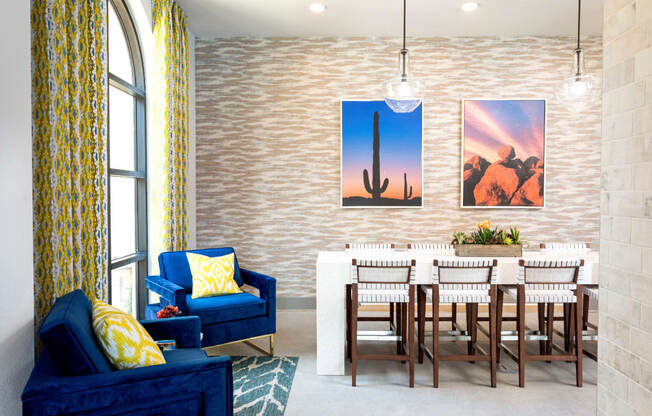 Living Room Come Dining Area at Las Positas Apartments , Camarillo, CA, 93010