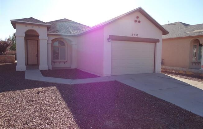 3 beds, 2 baths, $1,495