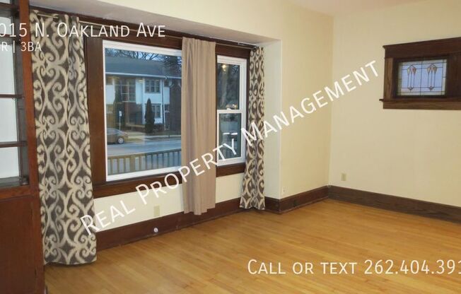 3015 N OAKLAND AVE