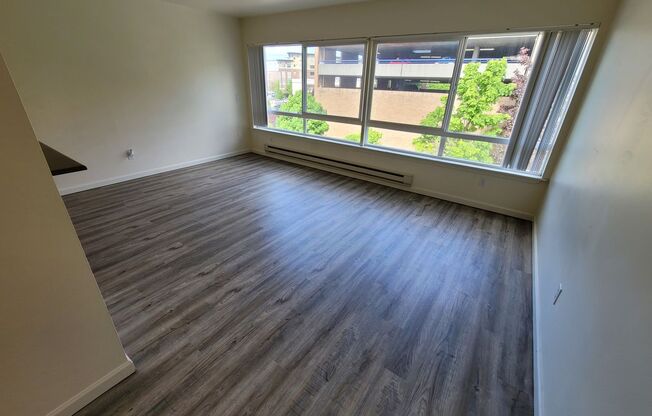 1 bed, 1 bath, $1,845, Unit C-401