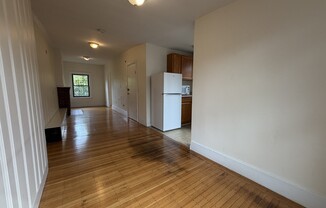 41 S RUSSELL ST