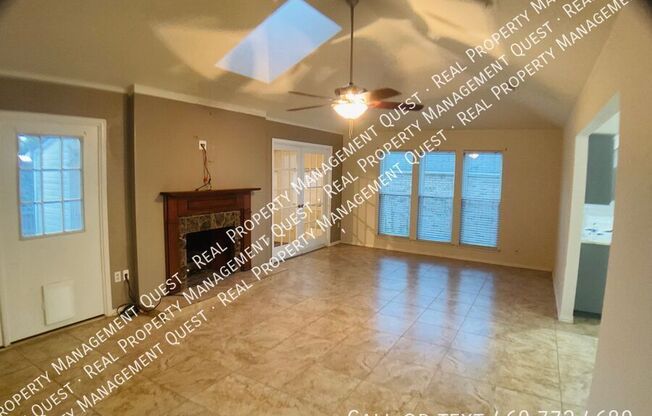 3433 COUNTRY CLUB DR