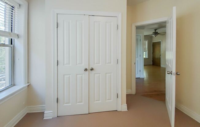 2 beds, 1 bath, 645 sqft, $2,750, Unit 1210WAV2