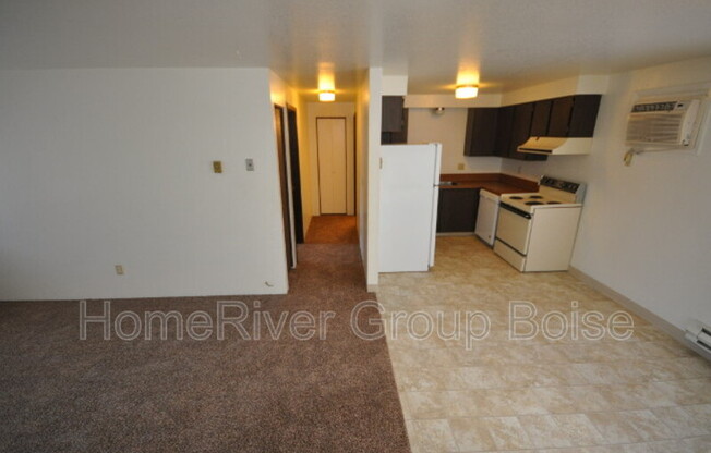 1 bed, 1 bath, 641 sqft, $1,095