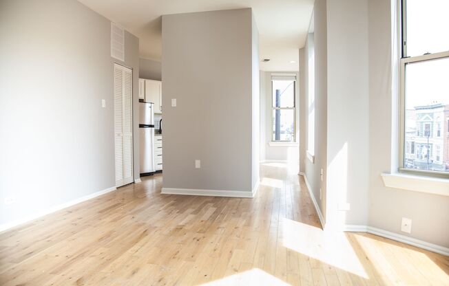 1 bed, 1 bath, 600 sqft, $2,495, Unit 3266 - 2E