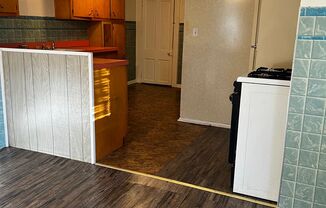 2 beds, 1 bath, $750, Unit 1156 A