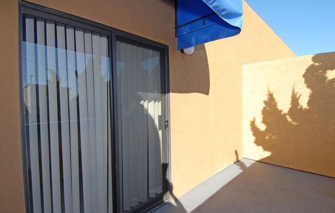 Vista La Mesa Apartments