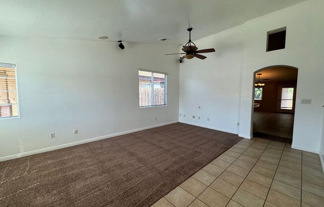 Beautiful and spacious 3 bedroom!