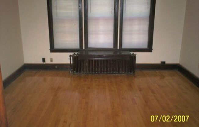 Studio, 1 bath, 450 sqft, $1,140, Unit Unit #101