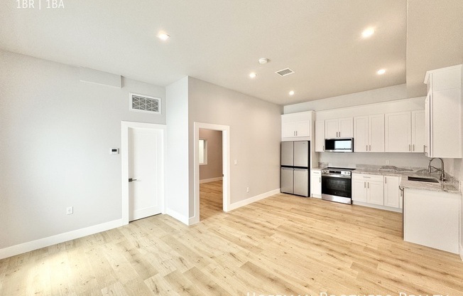 606 FLORES ST